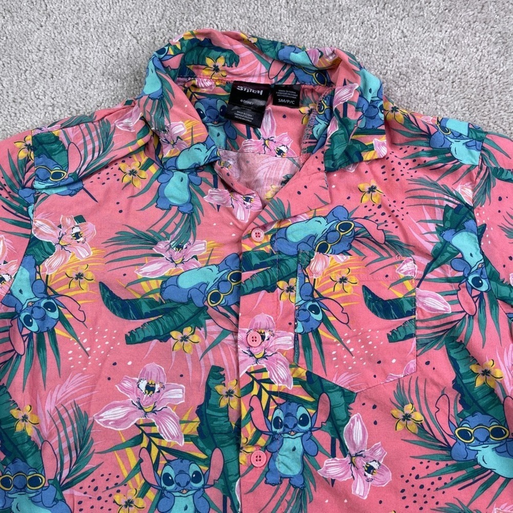 Disney‎ Lilo and Stitch Shirt Men Small Pink Hawaiian Resort Camp Collar Rayon